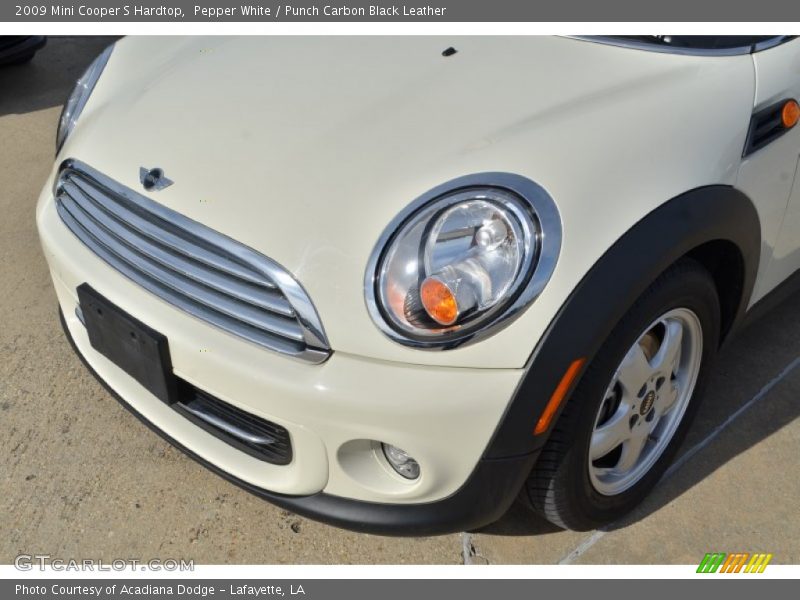 Pepper White / Punch Carbon Black Leather 2009 Mini Cooper S Hardtop
