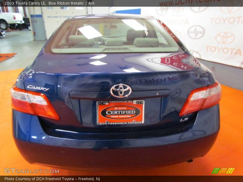 Blue Ribbon Metallic / Ash 2009 Toyota Camry LE