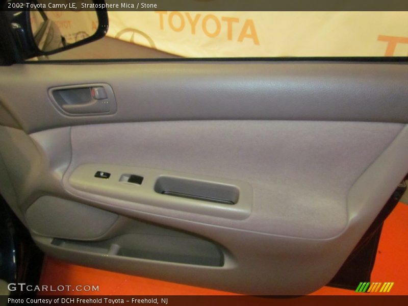 Stratosphere Mica / Stone 2002 Toyota Camry LE