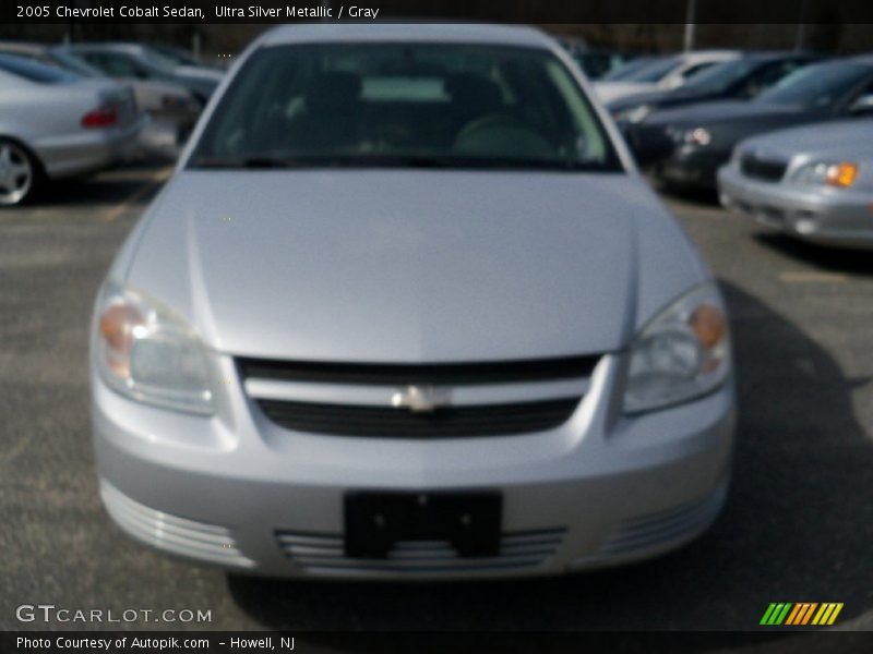 Ultra Silver Metallic / Gray 2005 Chevrolet Cobalt Sedan