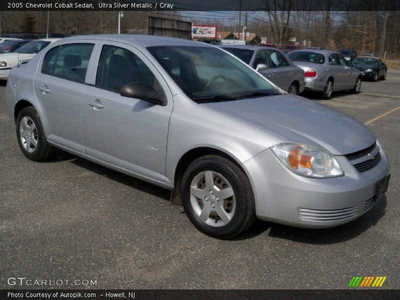 Ultra Silver Metallic / Gray 2005 Chevrolet Cobalt Sedan