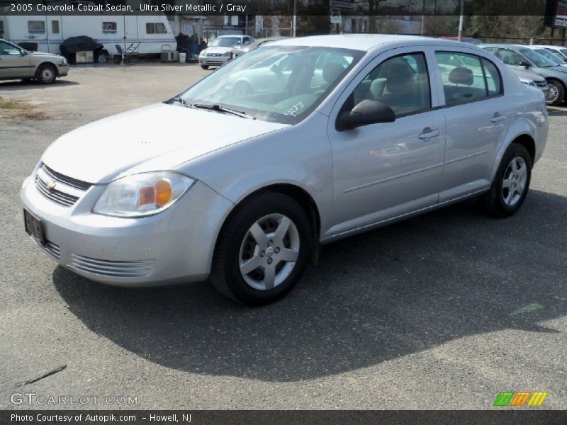 Ultra Silver Metallic / Gray 2005 Chevrolet Cobalt Sedan