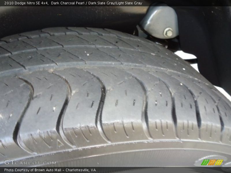 Dark Charcoal Pearl / Dark Slate Gray/Light Slate Gray 2010 Dodge Nitro SE 4x4