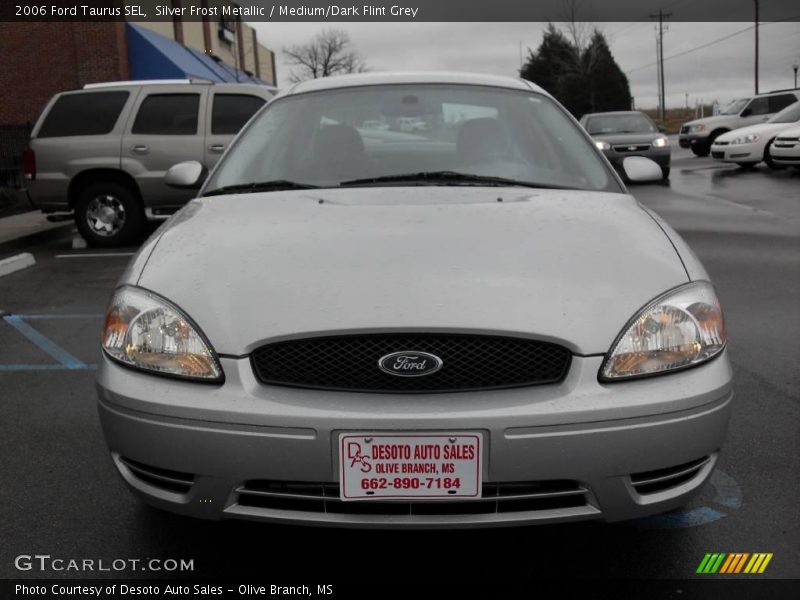 Silver Frost Metallic / Medium/Dark Flint Grey 2006 Ford Taurus SEL