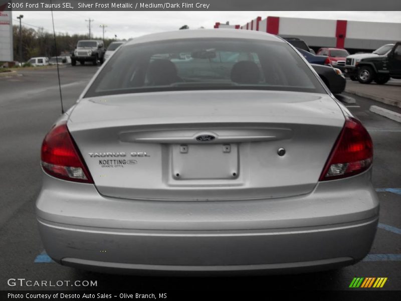 Silver Frost Metallic / Medium/Dark Flint Grey 2006 Ford Taurus SEL