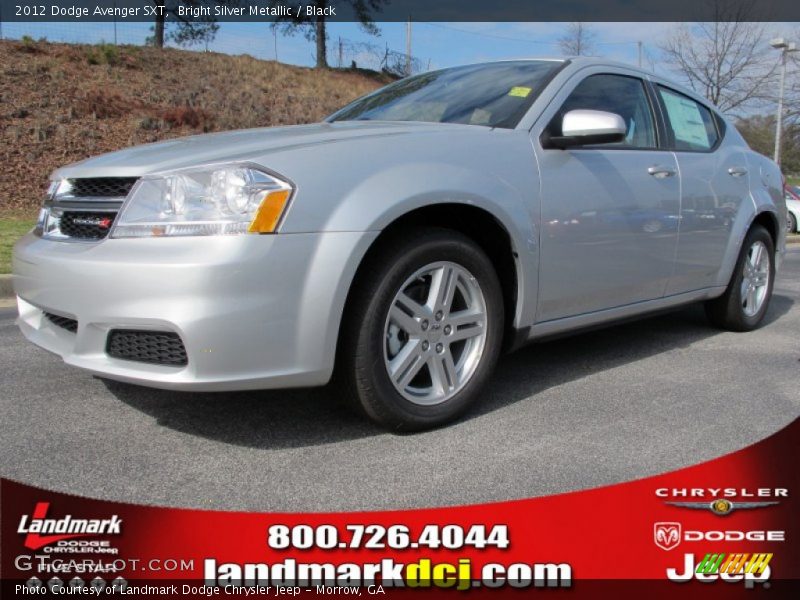 Bright Silver Metallic / Black 2012 Dodge Avenger SXT