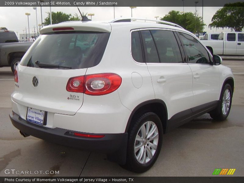 Candy White / Sandstone 2009 Volkswagen Tiguan SE 4Motion