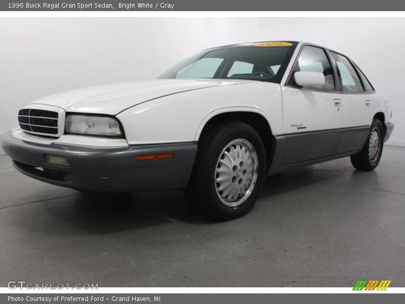 Bright White / Gray 1996 Buick Regal Gran Sport Sedan