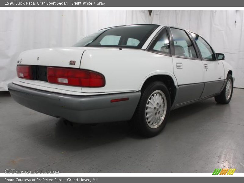 Bright White / Gray 1996 Buick Regal Gran Sport Sedan