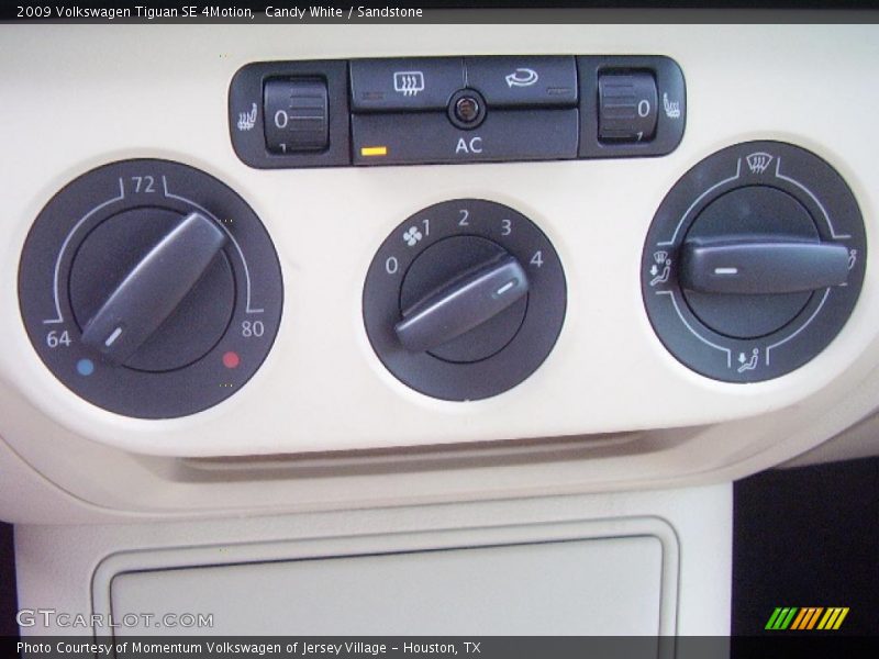 Candy White / Sandstone 2009 Volkswagen Tiguan SE 4Motion