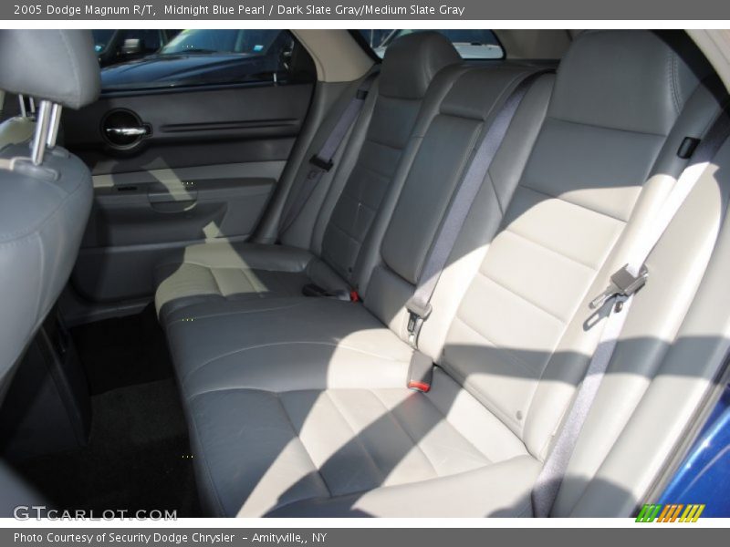 Midnight Blue Pearl / Dark Slate Gray/Medium Slate Gray 2005 Dodge Magnum R/T