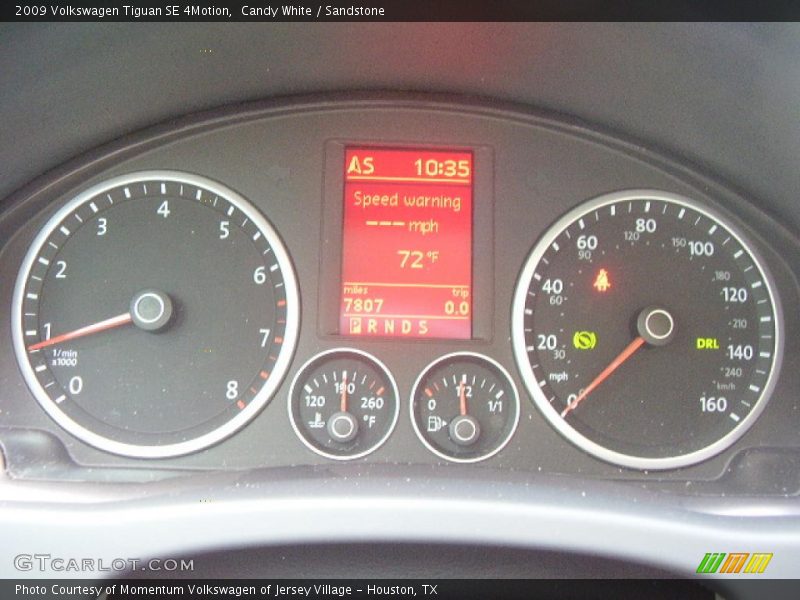 Candy White / Sandstone 2009 Volkswagen Tiguan SE 4Motion