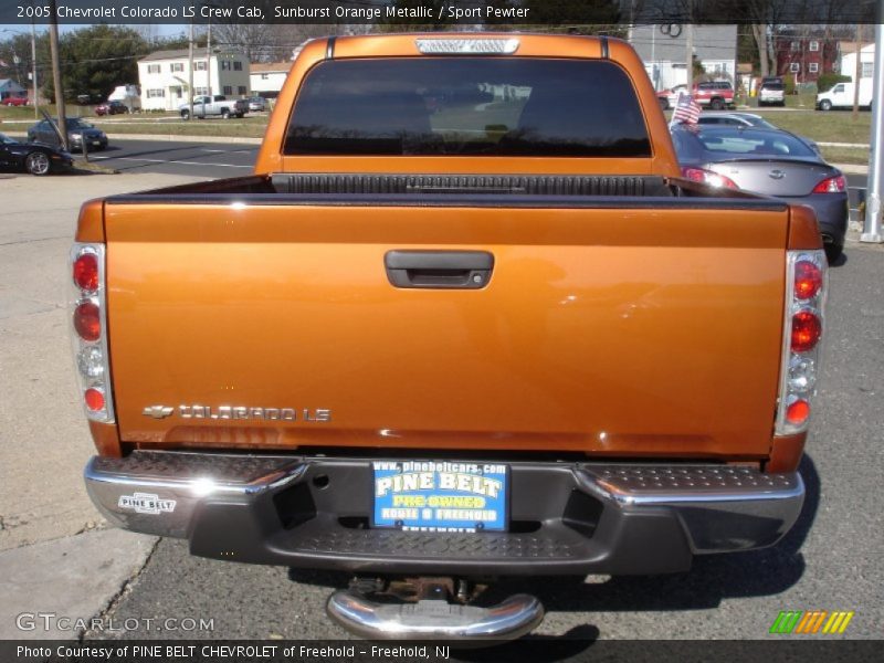 Sunburst Orange Metallic / Sport Pewter 2005 Chevrolet Colorado LS Crew Cab