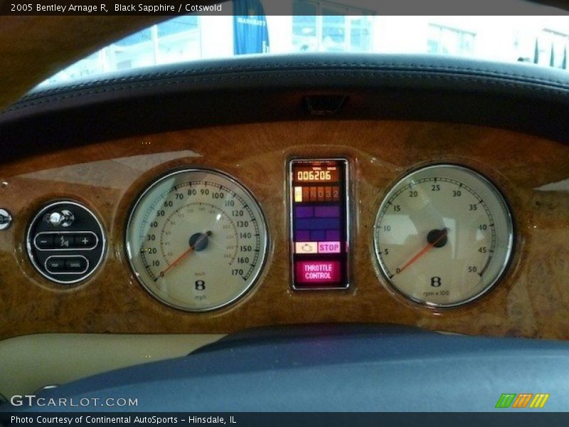  2005 Arnage R R Gauges