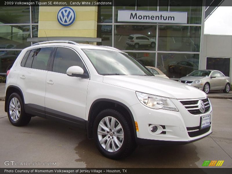 Candy White / Sandstone 2009 Volkswagen Tiguan SE 4Motion