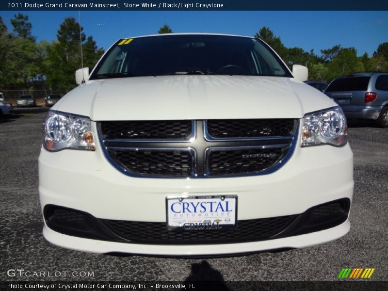 Stone White / Black/Light Graystone 2011 Dodge Grand Caravan Mainstreet
