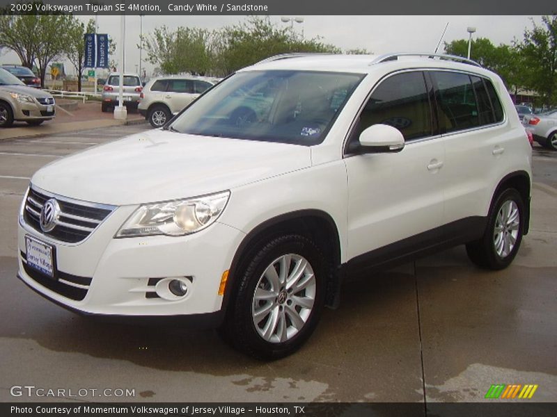 Candy White / Sandstone 2009 Volkswagen Tiguan SE 4Motion