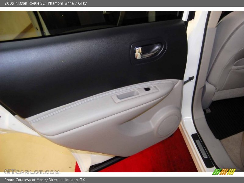 Phantom White / Gray 2009 Nissan Rogue SL
