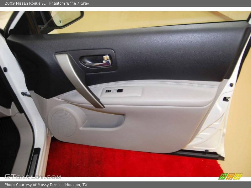 Phantom White / Gray 2009 Nissan Rogue SL