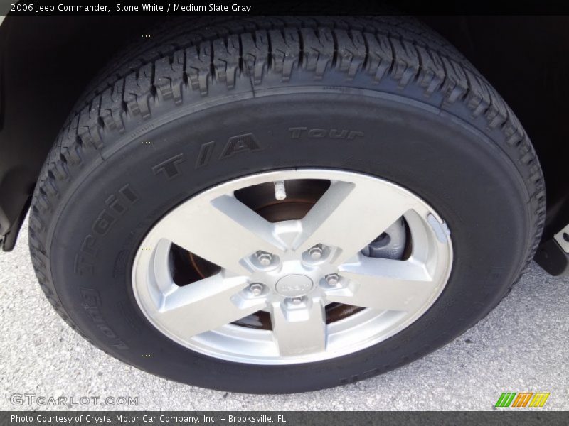 Stone White / Medium Slate Gray 2006 Jeep Commander