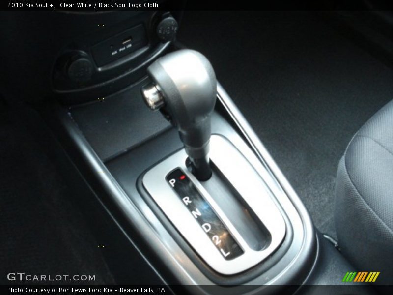 Clear White / Black Soul Logo Cloth 2010 Kia Soul +