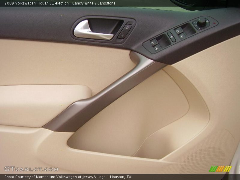 Candy White / Sandstone 2009 Volkswagen Tiguan SE 4Motion