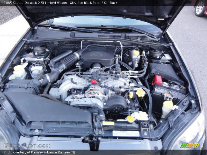 Obsidian Black Pearl / Off Black 2005 Subaru Outback 2.5i Limited Wagon