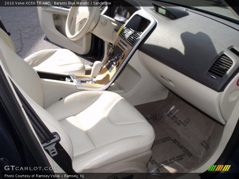 Barents Blue Metallic / Sandstone 2010 Volvo XC60 T6 AWD