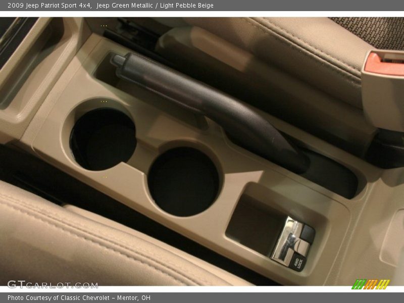 Jeep Green Metallic / Light Pebble Beige 2009 Jeep Patriot Sport 4x4