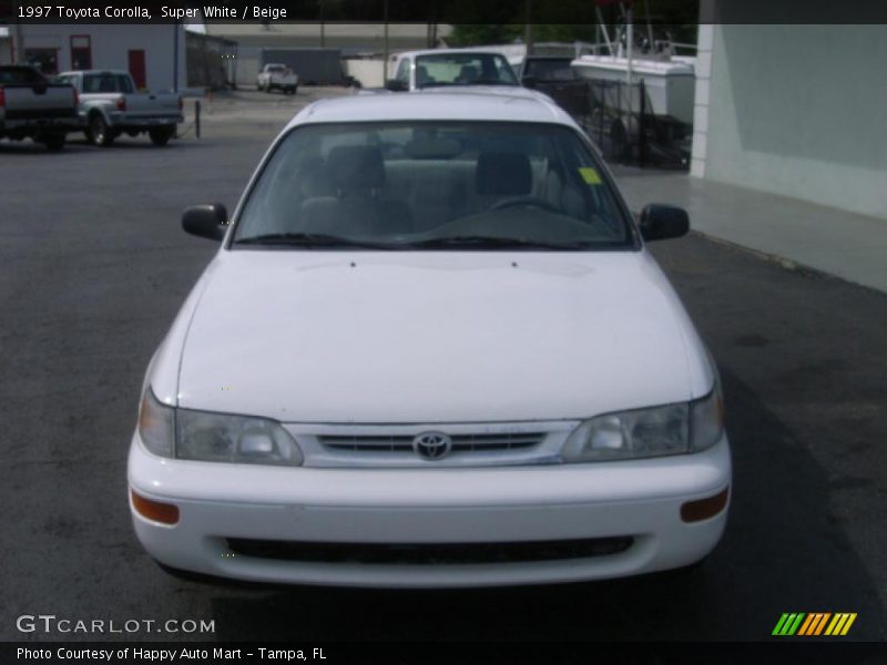 Super White / Beige 1997 Toyota Corolla
