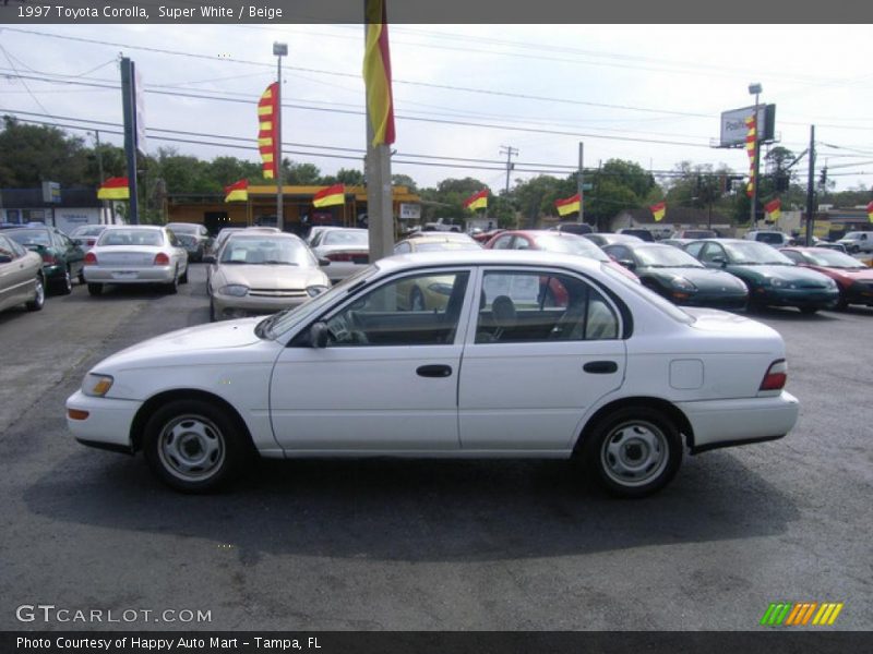 Super White / Beige 1997 Toyota Corolla