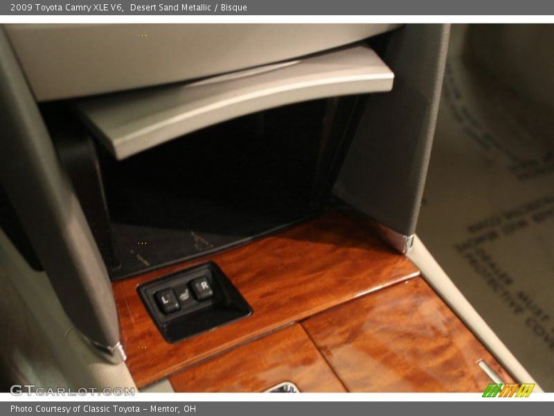 Desert Sand Metallic / Bisque 2009 Toyota Camry XLE V6