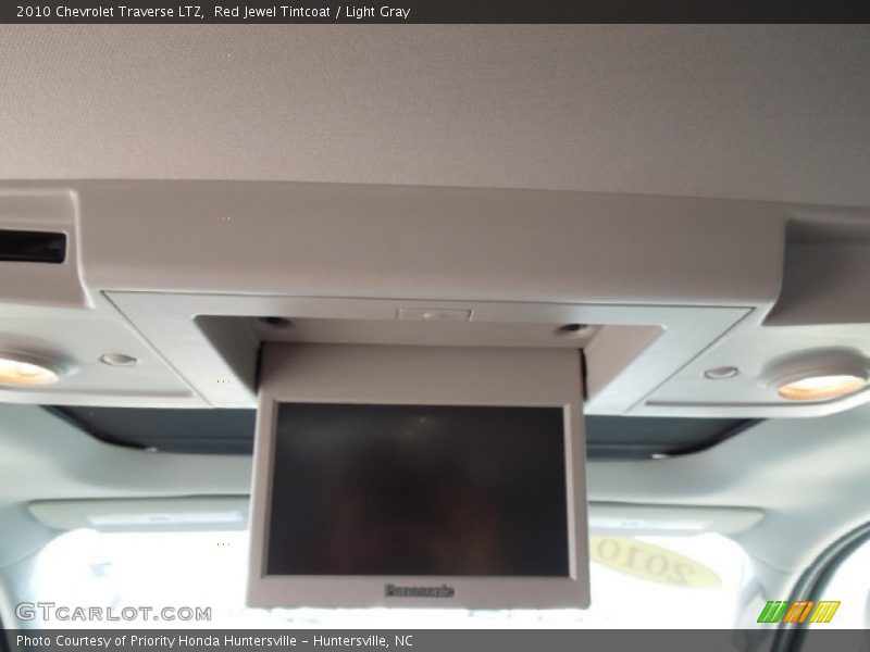 Red Jewel Tintcoat / Light Gray 2010 Chevrolet Traverse LTZ