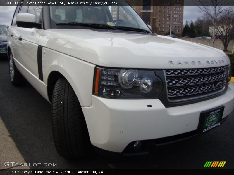 Alaska White / Sand/Jet Black 2010 Land Rover Range Rover HSE