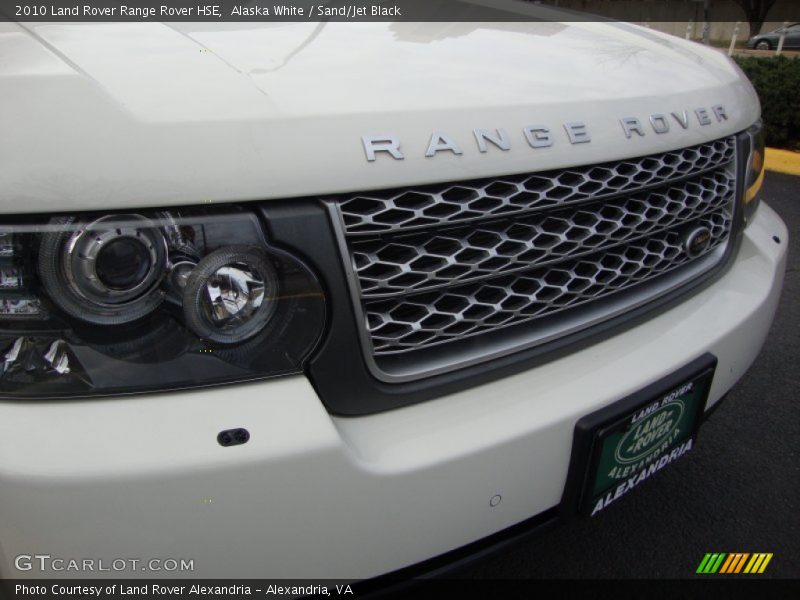 Alaska White / Sand/Jet Black 2010 Land Rover Range Rover HSE