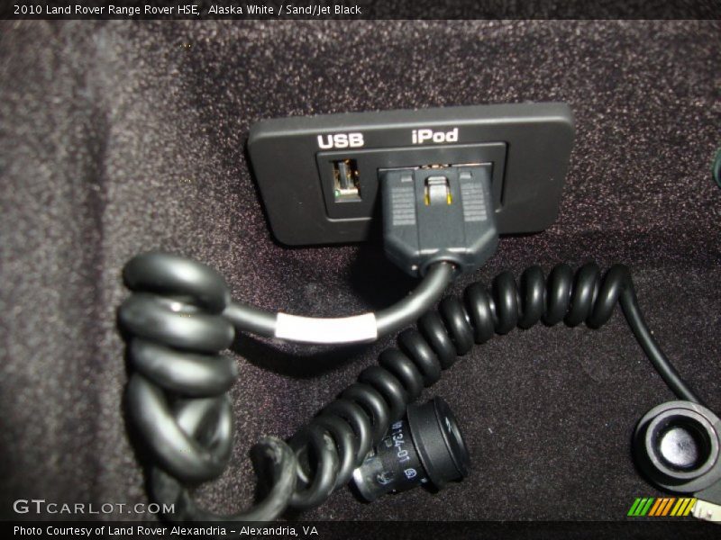 Alaska White / Sand/Jet Black 2010 Land Rover Range Rover HSE