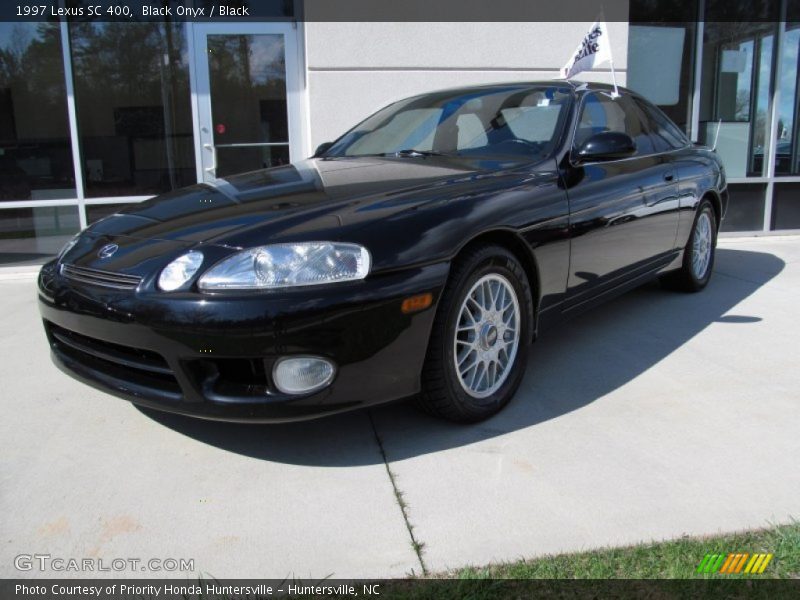 Front 3/4 View of 1997 SC 400