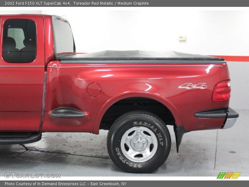 Toreador Red Metallic / Medium Graphite 2002 Ford F150 XLT SuperCab 4x4