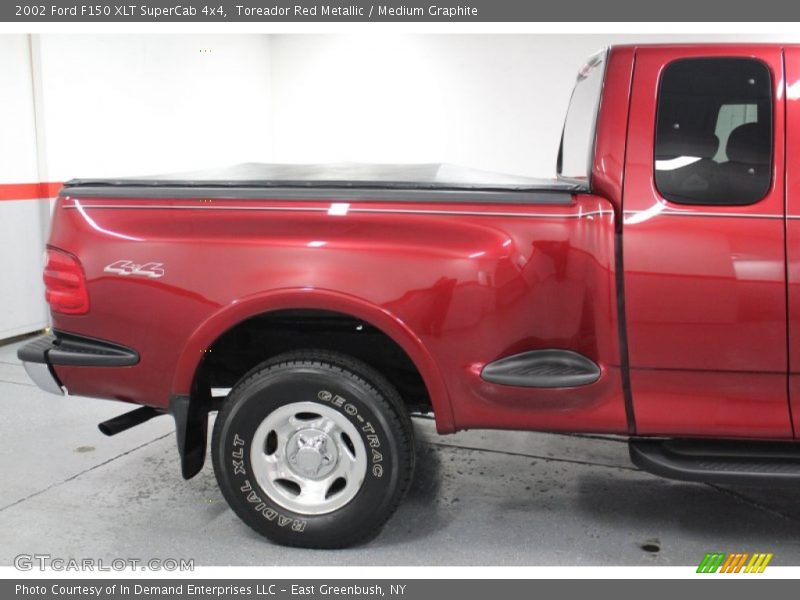 Toreador Red Metallic / Medium Graphite 2002 Ford F150 XLT SuperCab 4x4