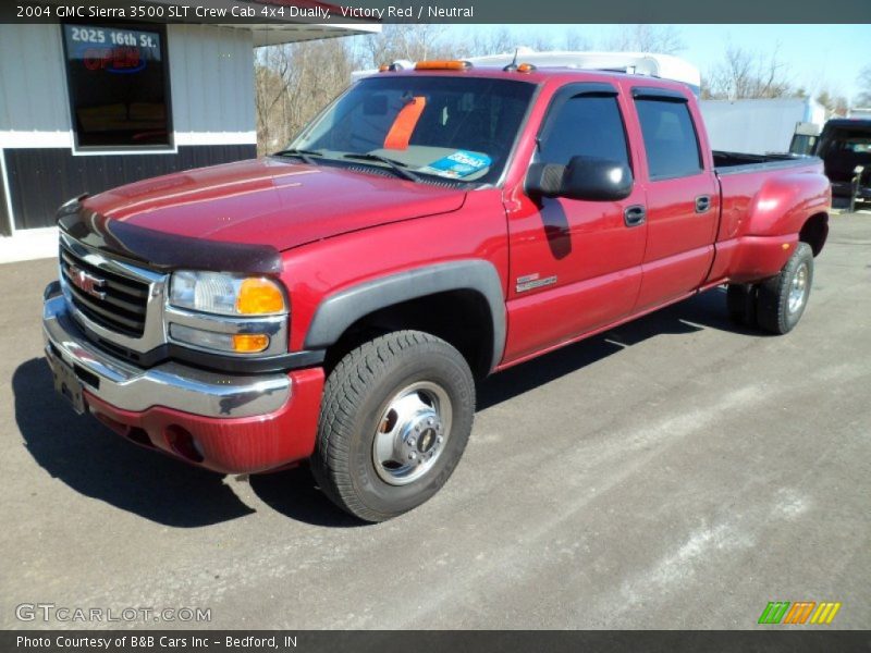 Front 3/4 View of 2004 Sierra 3500 SLT Crew Cab 4x4 Dually
