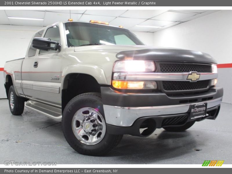 Light Pewter Metallic / Graphite 2001 Chevrolet Silverado 2500HD LS Extended Cab 4x4