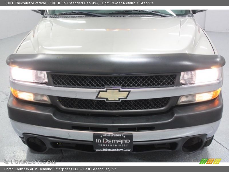 Light Pewter Metallic / Graphite 2001 Chevrolet Silverado 2500HD LS Extended Cab 4x4