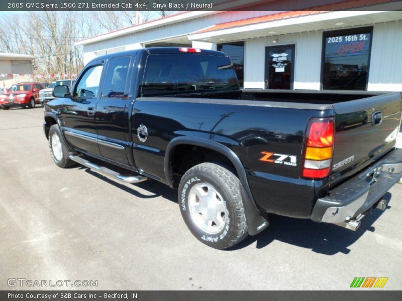Onyx Black / Neutral 2005 GMC Sierra 1500 Z71 Extended Cab 4x4