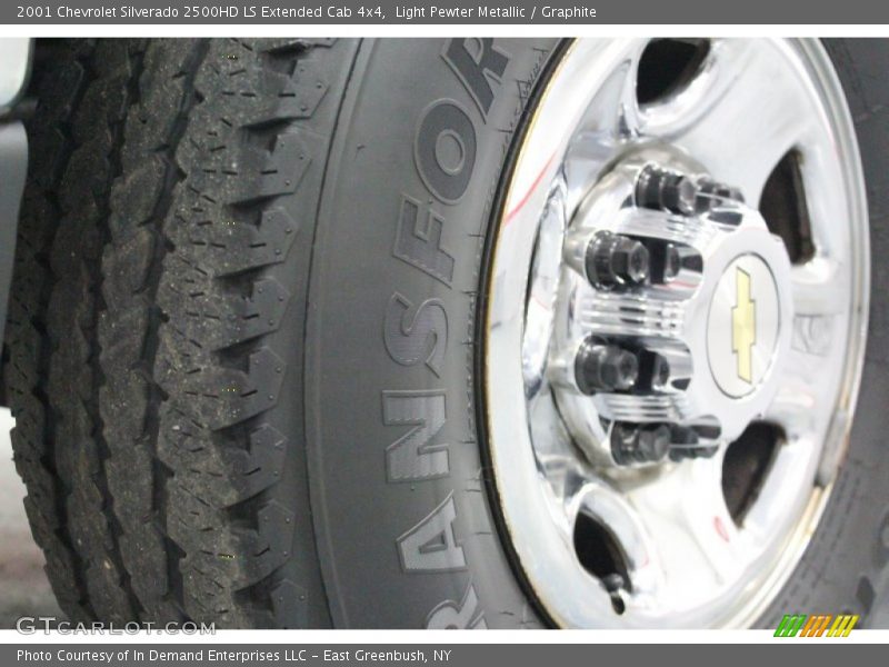Light Pewter Metallic / Graphite 2001 Chevrolet Silverado 2500HD LS Extended Cab 4x4