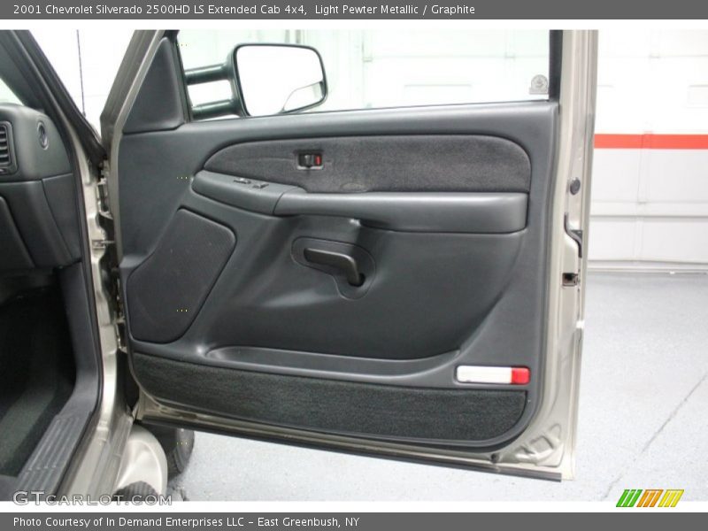 Light Pewter Metallic / Graphite 2001 Chevrolet Silverado 2500HD LS Extended Cab 4x4