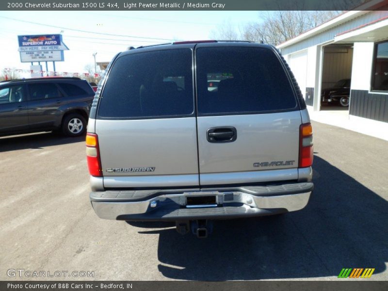 Light Pewter Metallic / Medium Gray 2000 Chevrolet Suburban 1500 LS 4x4