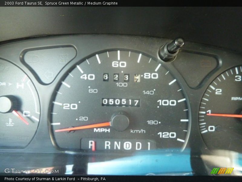 Spruce Green Metallic / Medium Graphite 2003 Ford Taurus SE