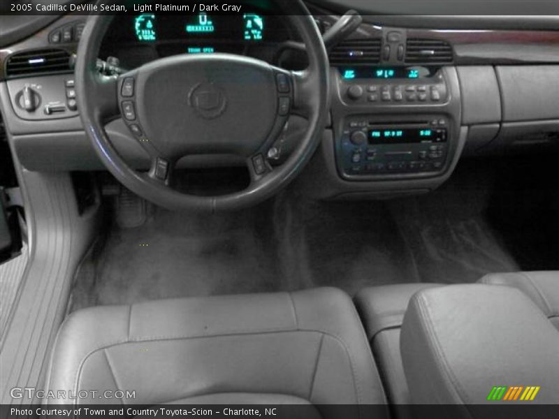 Light Platinum / Dark Gray 2005 Cadillac DeVille Sedan