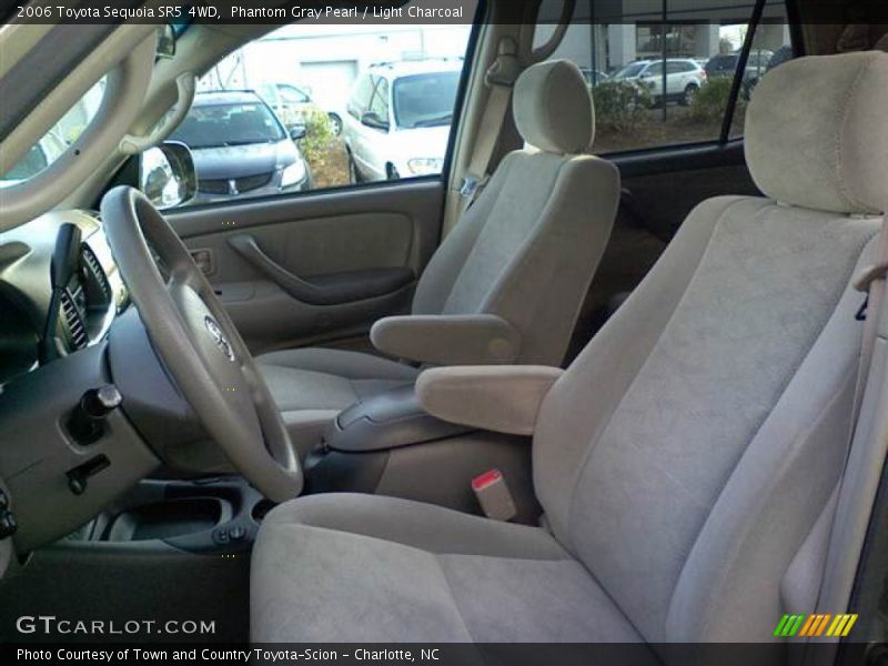 Phantom Gray Pearl / Light Charcoal 2006 Toyota Sequoia SR5 4WD