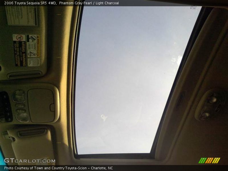 Phantom Gray Pearl / Light Charcoal 2006 Toyota Sequoia SR5 4WD